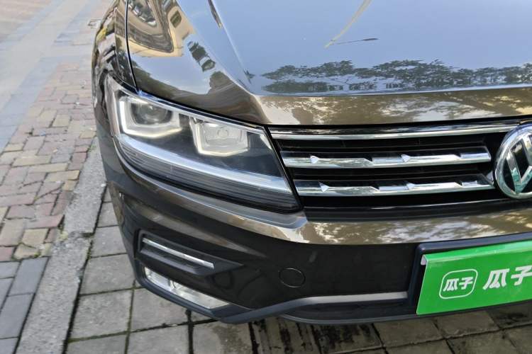 Used Volkswagen Tiguan L 2018 330TSI Automatic Two-Wheel Drive Luxury Edition Exterior 6