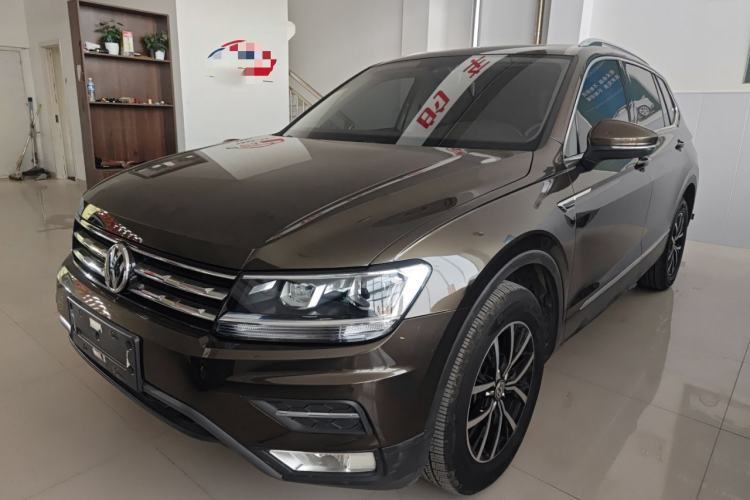 Used Volkswagen Tiguan L 2018 330TSI Automatic Two-Wheel Drive Luxury Edition Guazi used car, China used car export, Used car for sale, Used Volkswagen cars, Cheapest cars for sale
