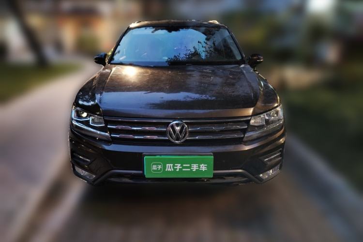 Used Volkswagen Tiguan L 2018 Facelift 330TSI Automatic Two-Wheel Drive Luxury Edition Front