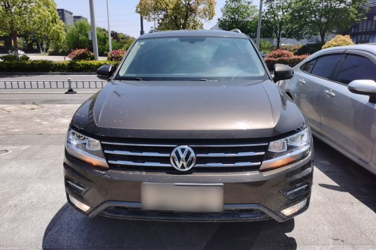 Used Volkswagen Tiguan L 2018 280TSI Automatic Two-Wheel Drive Comfort Edition Front