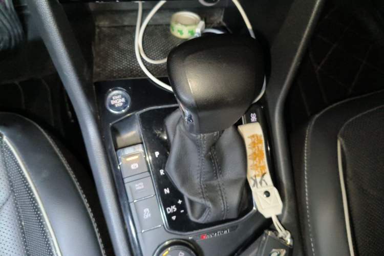 Used Volkswagen Tiguan L 2018 380TSI Automatic All-Wheel Drive Flagship Edition Gear Lever