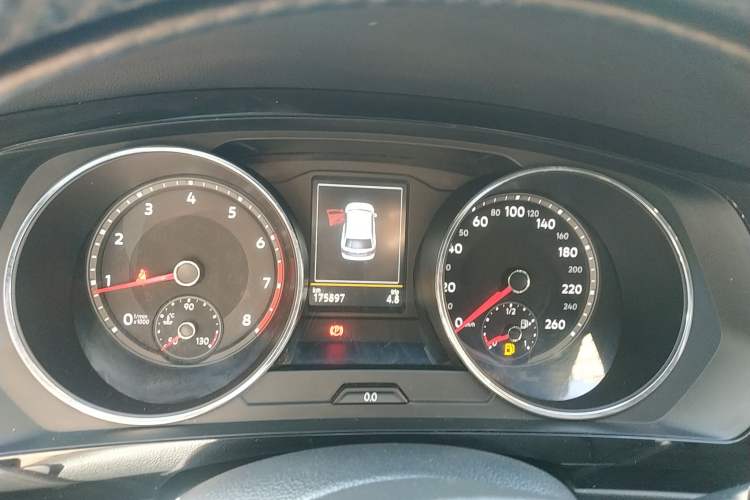 Used Volkswagen Tiguan L 2018 330TSI Automatic Two-Wheel Drive Luxury Edition Instrument Cluster