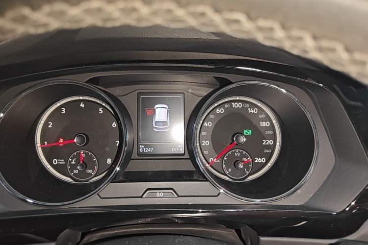 Used Volkswagen Tiguan L 2018 330TSI Automatic Two-Wheel Drive Luxury Edition Instrument Cluster