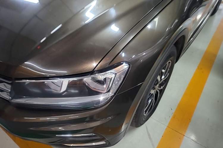 Used Volkswagen Tiguan L 2018 Facelift 330TSI Automatic Two-Wheel Drive Luxury Edition Left Front Headlight