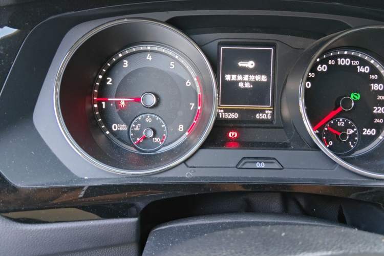 Used Volkswagen Tiguan L 2018 330TSI Automatic Two-Wheel Drive Luxury Edition Odometer Close Up