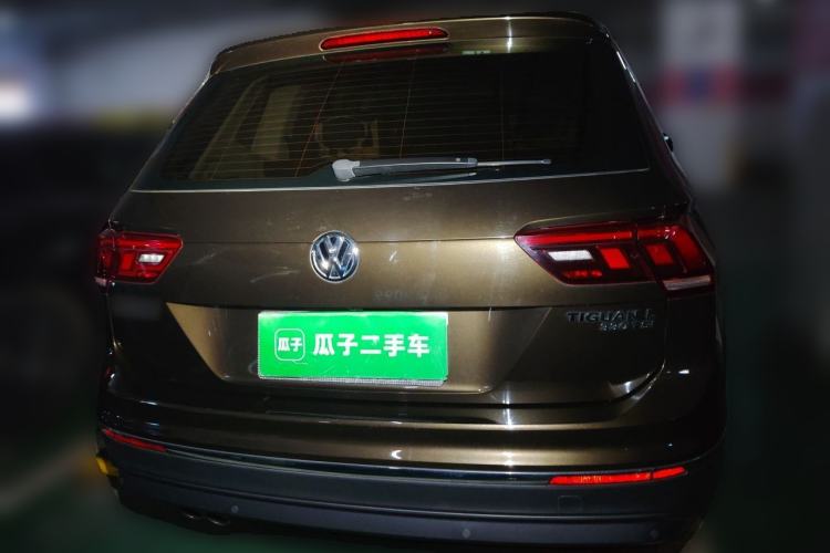 Used Volkswagen Tiguan L 2018 Facelift 330TSI Automatic Two-Wheel Drive Luxury Edition Rear