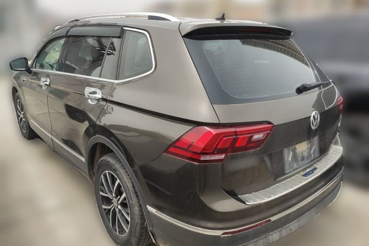 Used Volkswagen Tiguan L 2018 330TSI Automatic Two-Wheel Drive Luxury Edition Rear Left 45 Deg