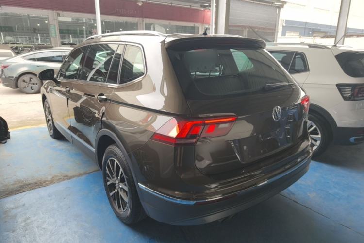 Used Volkswagen Tiguan L 2018 Facelift 330TSI Automatic Two-Wheel Drive Luxury Edition Rear Left 45 Deg