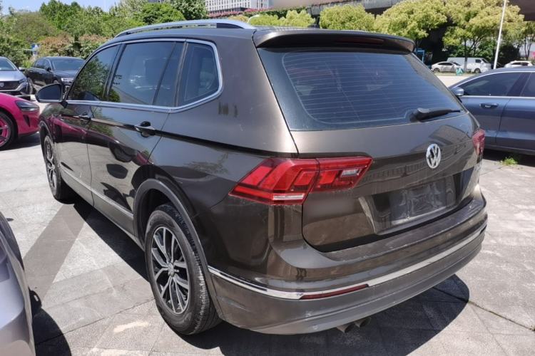 Used Volkswagen Tiguan L 2018 280TSI Automatic Two-Wheel Drive Comfort Edition Rear Left 45 Deg