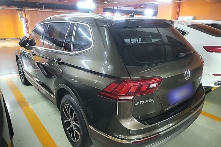 Used Volkswagen Tiguan L 2018 Facelift 330TSI Automatic Two-Wheel Drive Luxury Edition Rear Left 45 Deg
