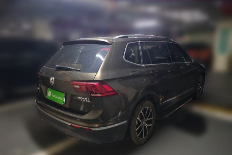 Used Volkswagen Tiguan L 2018 330TSI Automatic Two-Wheel Drive Luxury Edition Rear Right 45 Deg
