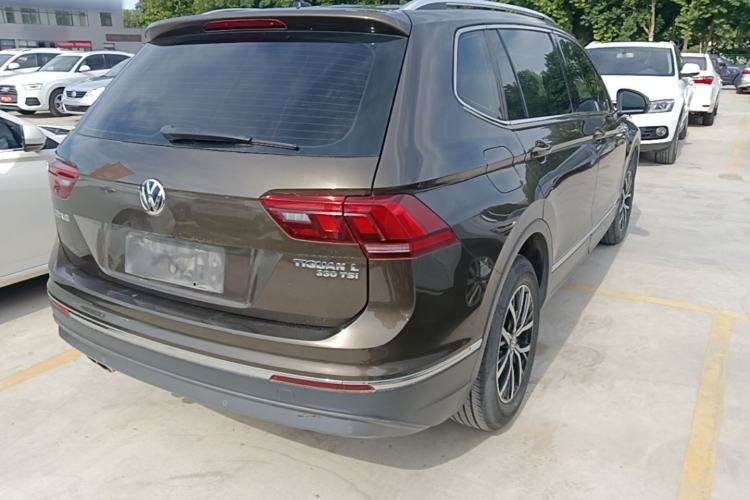 Used Volkswagen Tiguan L 2018 Facelift 330TSI Automatic Two-Wheel Drive Luxury Edition Rear Right 45 Deg