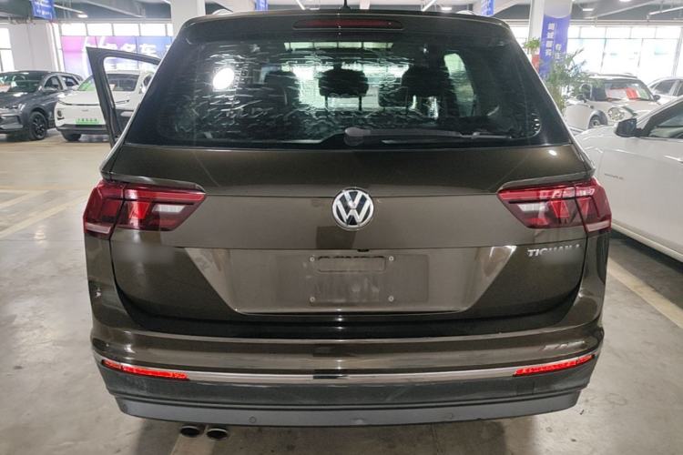 Used Volkswagen Tiguan L 2018 Facelift 330TSI Automatic Two-Wheel Drive Luxury Edition Rear