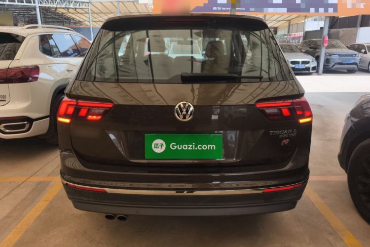 Used Volkswagen Tiguan L 2018 Revised Version 330TSI Automatic Two-Wheel Drive Comfort Edition Rear