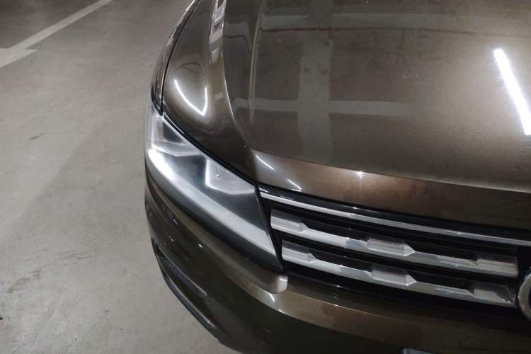 Used Volkswagen Tiguan L 2018 330TSI Automatic Two-Wheel Drive Luxury Edition Right Front Headlight