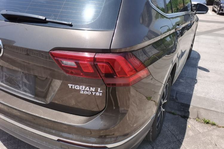 Used Volkswagen Tiguan L 2018 280TSI Automatic Two-Wheel Drive Comfort Edition Right Rear Taillight