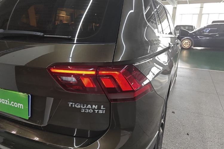 Used Volkswagen Tiguan L 2018 330TSI Automatic Two-Wheel Drive Luxury Edition Right Rear Taillight