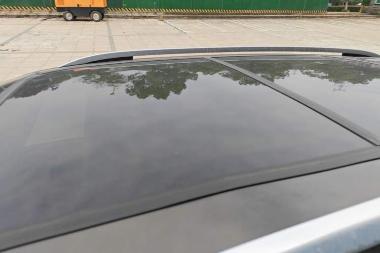 Used Volkswagen Tiguan L 2018 330TSI Automatic Two-Wheel Drive Luxury Edition Roof
