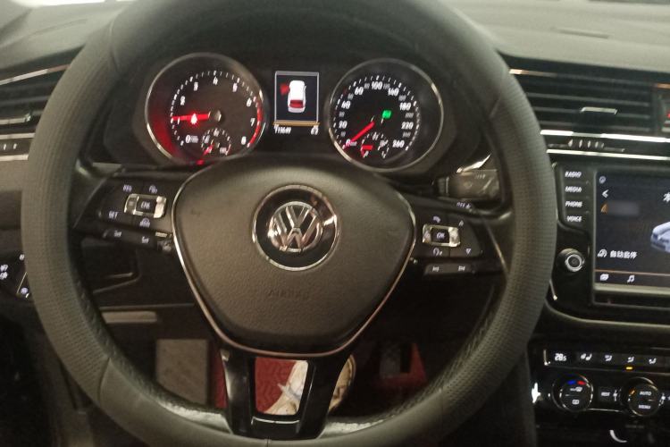 Used Volkswagen Tiguan L 2018 330TSI Automatic Two-Wheel Drive Flagship Edition Steering Wheel