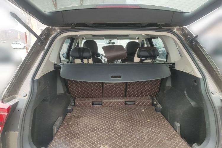 Used Volkswagen Tiguan L 2018 330TSI Automatic Two-Wheel Drive Luxury Edition Trunk