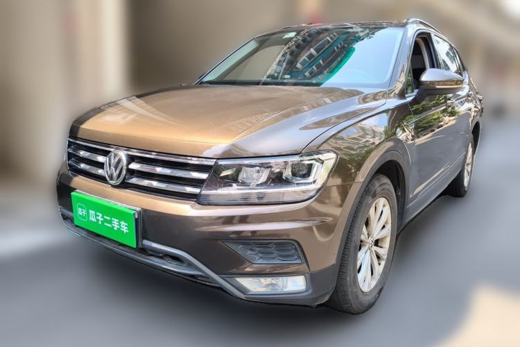 Used Volkswagen Tiguan L 2018 330TSI Automatic Two-Wheel Drive Luxury Edition Guazi used car, China used car export, Used car for sale, Used  cars, Cheapest cars for sale