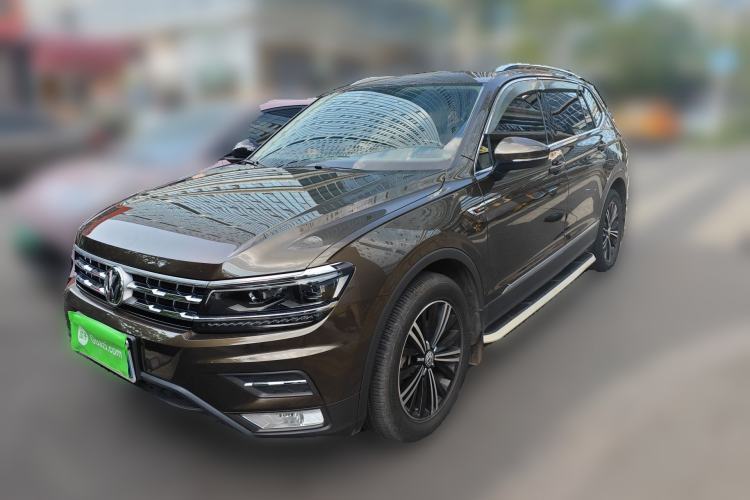 Used Volkswagen Tiguan L 2018 380TSI Automatic All-Wheel Drive Luxury Edition Guazi used car, China used car export, Used car for sale, Used  cars, Cheapest cars for sale