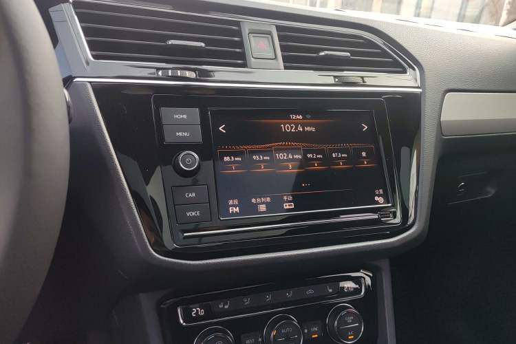 Used Volkswagen Tiguan L 2018 Facelift 330TSI Automatic Two-Wheel Drive Luxury Edition Audio And AC Panel