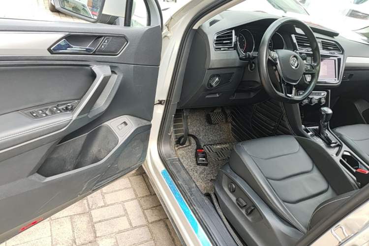 Used Volkswagen Tiguan L 2018 Revised Version 380TSI Automatic All-Wheel Drive Luxury Edition Driver Seat