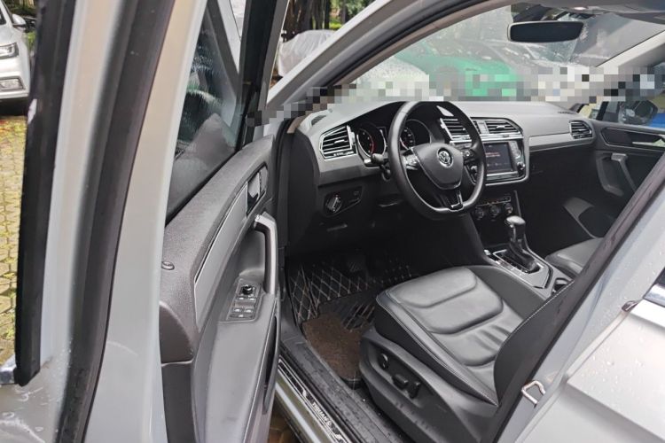 Used Volkswagen Tiguan L 2018 330TSI Automatic Two-Wheel Drive Luxury Edition Driver Seat