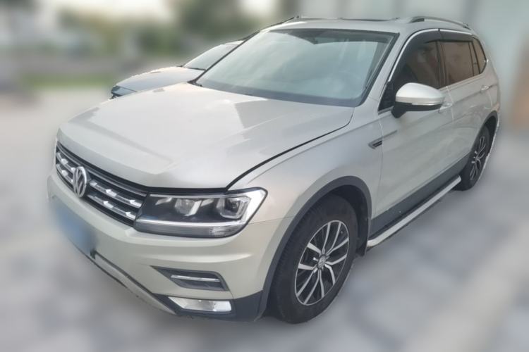 Used Volkswagen Tiguan L 2018 330TSI Automatic Two-Wheel Drive Luxury Edition Guazi used car, China used car export, Used car for sale, Used  cars, Cheapest cars for sale