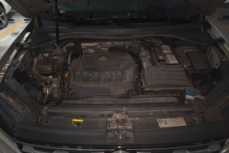 Used Volkswagen Tiguan L 2018 330TSI Automatic Two-Wheel Drive Luxury Edition Engine Bay