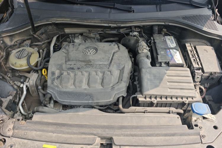 Used Volkswagen Tiguan L 2018 330TSI Automatic Two-Wheel Drive Luxury Edition Engine Bay