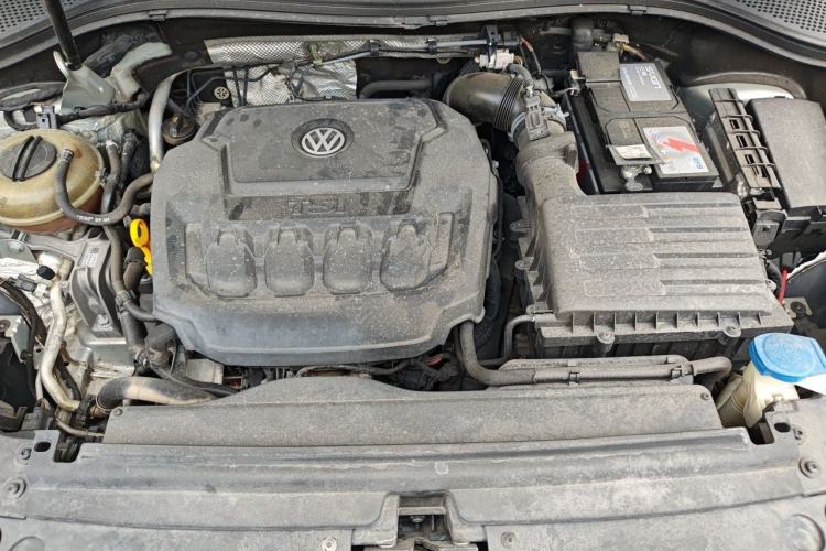 Used Volkswagen Tiguan L 2018 330TSI Automatic Two-Wheel Drive Luxury Edition Engine Bay