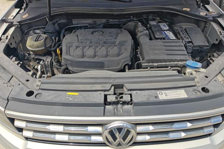Used Volkswagen Tiguan L 2018 330TSI Automatic Two-Wheel Drive Flagship Edition Engine Bay
