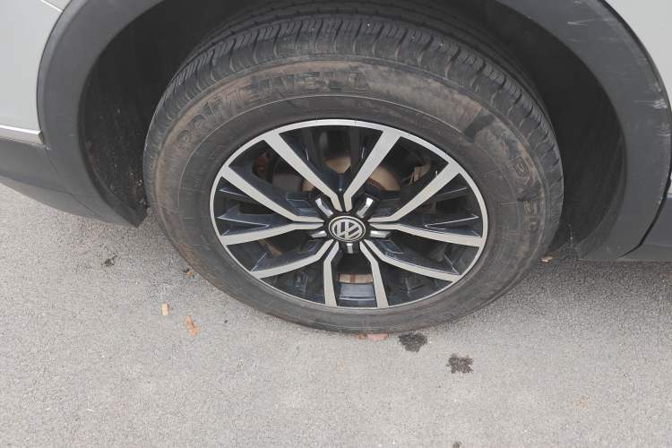 Used Volkswagen Tiguan L 2018 Facelift 330TSI Automatic Two-Wheel Drive Luxury Edition Exterior 8