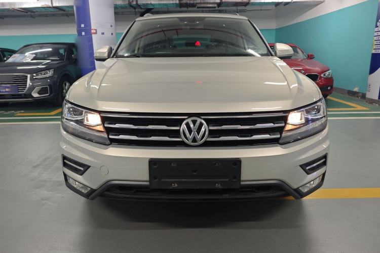 Used Volkswagen Tiguan L 2018 Facelift 330TSI Automatic Two-Wheel Drive Luxury Edition Front