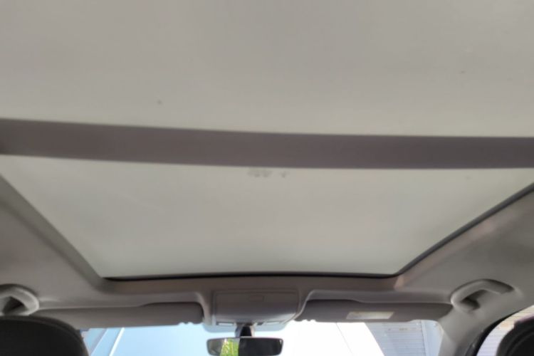 Used Volkswagen Tiguan L 2018 330TSI Automatic Two-Wheel Drive Luxury Edition Headliner