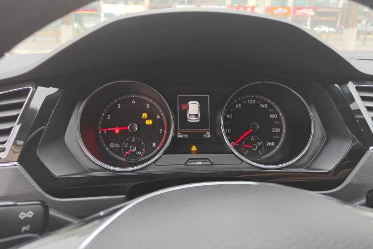 Used Volkswagen Tiguan L 2018 Facelift 330TSI Automatic Two-Wheel Drive Luxury Edition Instrument Cluster