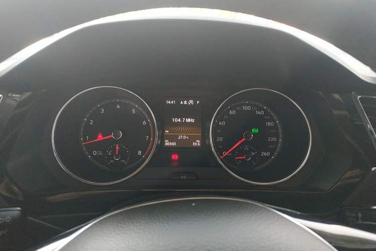 Used Volkswagen Tiguan L 2018 330TSI Automatic Two-Wheel Drive Luxury Edition Instrument Cluster