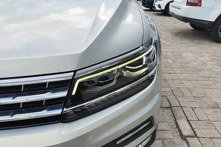 Used Volkswagen Tiguan L 2018 Revised Version 380TSI Automatic All-Wheel Drive Luxury Edition Left Front Headlight