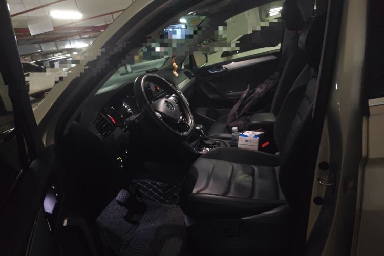 Used Volkswagen Tiguan L 2018 330TSI Automatic Two-Wheel Drive Luxury Edition Left Front Seat
