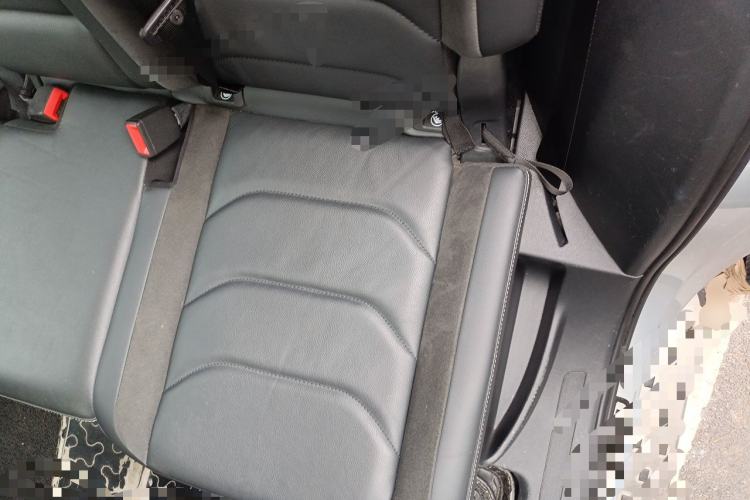 Used Volkswagen Tiguan L 2018 Facelift 330TSI Automatic Two-Wheel Drive Luxury Edition Left Rear Seat