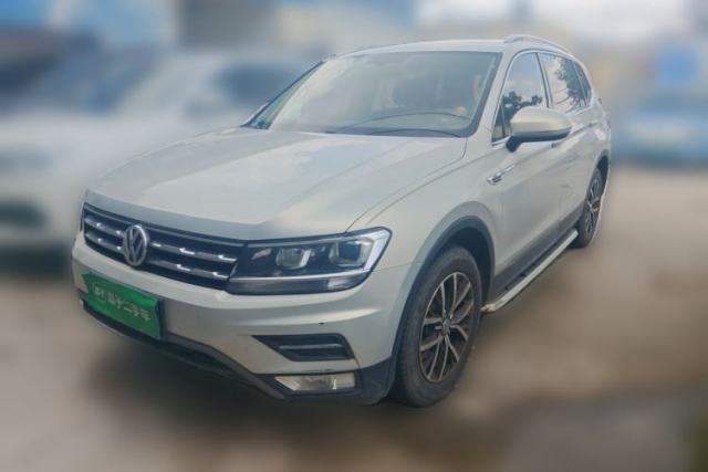 Używany Volkswagen Tiguan L 2018 Facelift 330TSI Automatic Two-Wheel Drive Luxury Edition