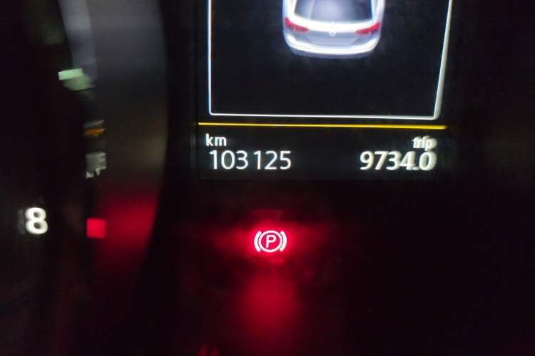 Used Volkswagen Tiguan L 2018 330TSI Automatic Two-Wheel Drive Comfort Edition Odometer Close Up