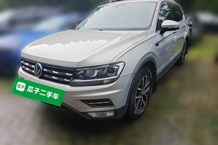 Used Volkswagen Tiguan L 2018 330TSI Automatic Two-Wheel Drive Luxury Edition Guazi used car, China used car export, Used car for sale, Used cars, Cheapest cars for sale