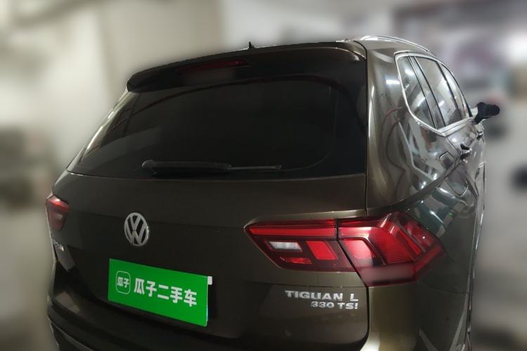 Used Volkswagen Tiguan L 2018 330TSI Automatic Two-Wheel Drive Luxury Edition Rear