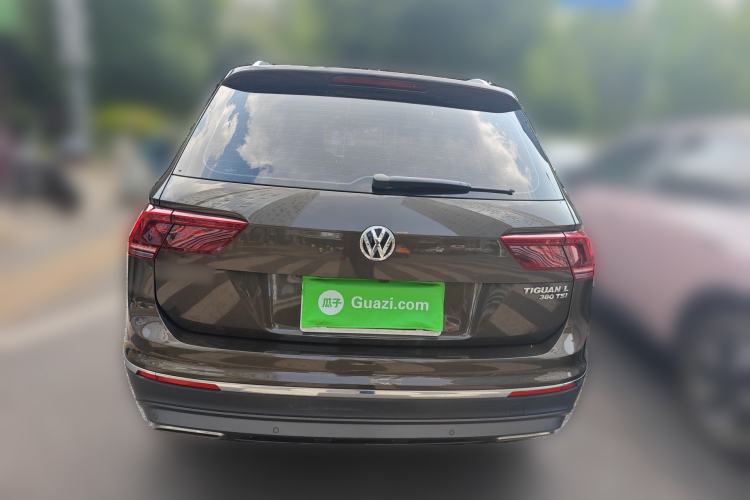 Used Volkswagen Tiguan L 2018 380TSI Automatic All-Wheel Drive Luxury Edition Rear