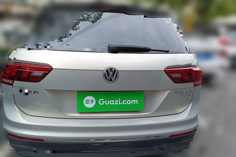 Used Volkswagen Tiguan L 2018 Facelift 330TSI Automatic Two-Wheel Drive Luxury Edition Rear
