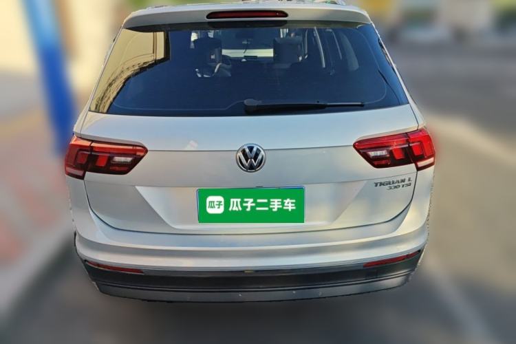 Used Volkswagen Tiguan L 2018 330TSI Automatic Two-Wheel Drive Luxury Edition Rear