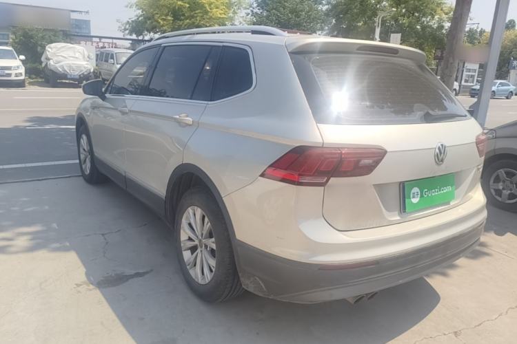Used Volkswagen Tiguan L 2018 330TSI Automatic Two-Wheel Drive Luxury Edition Rear Left 45 Deg